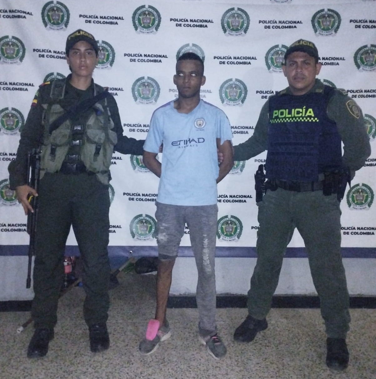 El hombre agresor fue identificado como David Barrios