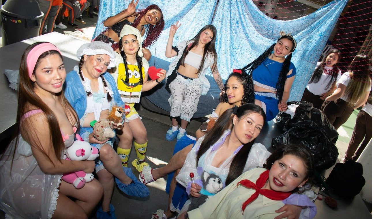 Cárcel Distrital de mujeres celebra el Día de la Virgen de las Mercedes con evento de reinserción social