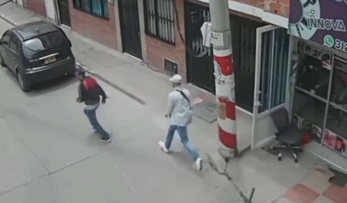 Mujeres se enfrentaron a ladrones armados en Bogotá