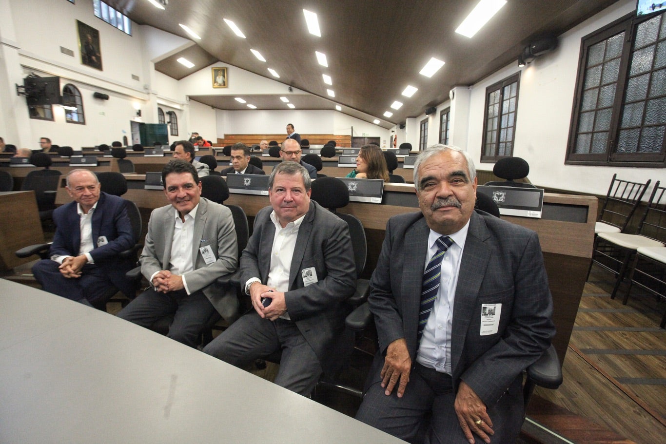 Fernando Molina, Presidente de RCN Radio fue condecorado por el Consejo de Bogotá