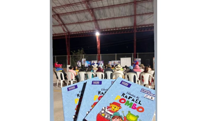 Choachí: regalan cartillas con fábulas de Rafael Pombo, pero con campaña