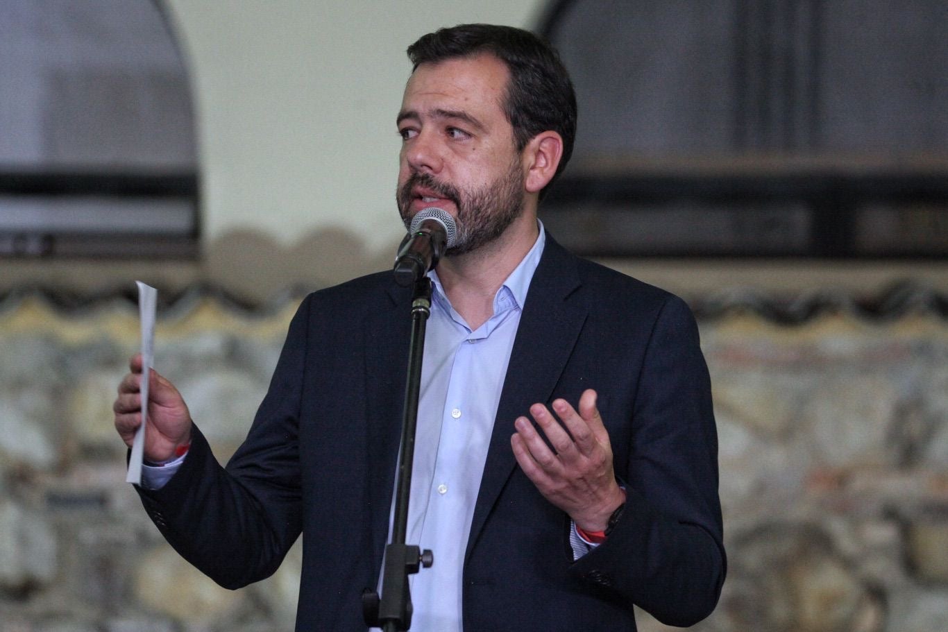 Carlos Fernando Galán le tiró pullas al gobierno de Gustavo Petro por reforma a la salud