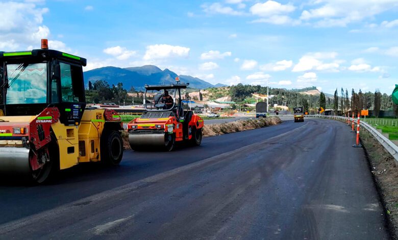Construcción via Ubaté y Lenguazaque en Cundinamarca