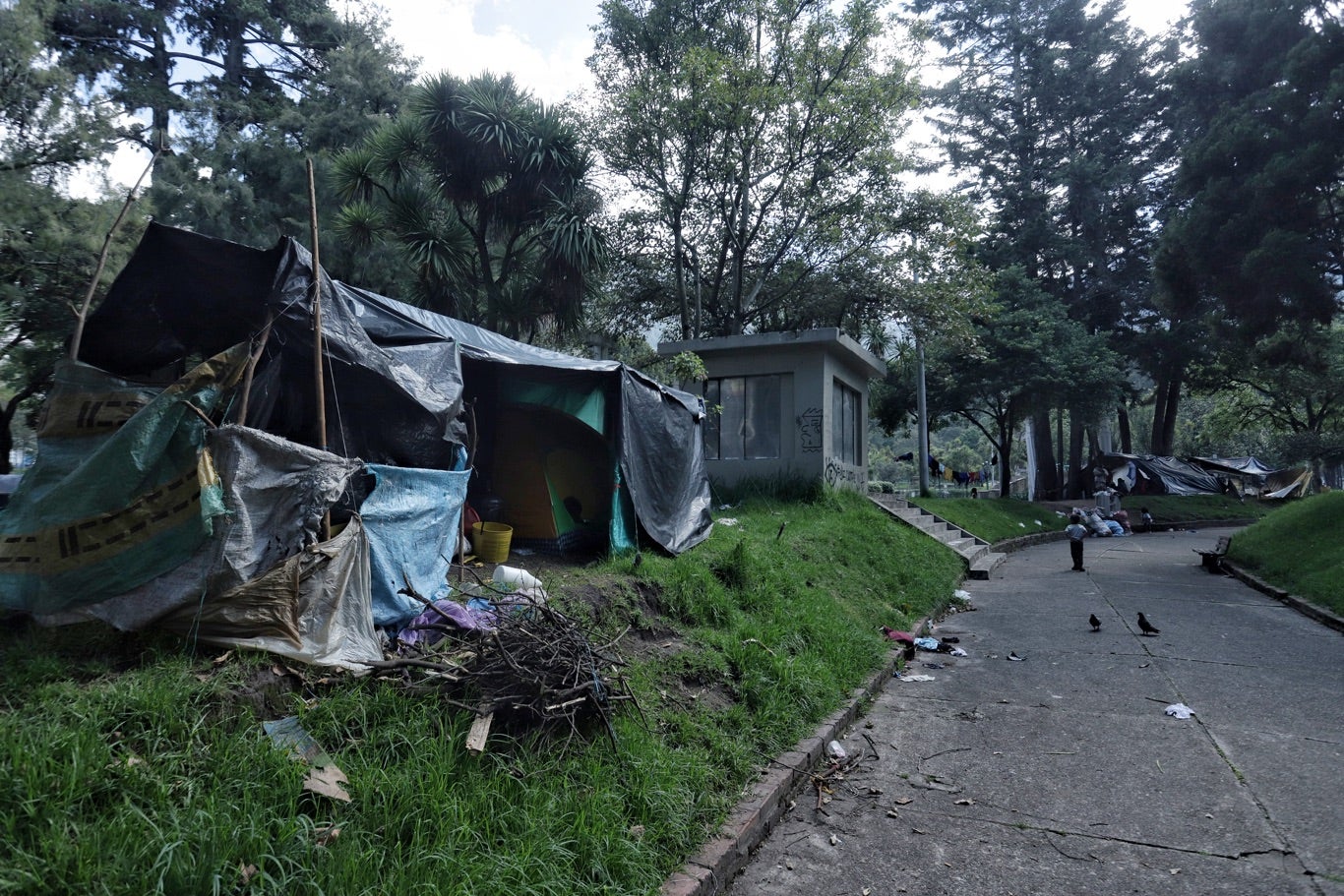 Indígenas Embera en el Parque Nacional