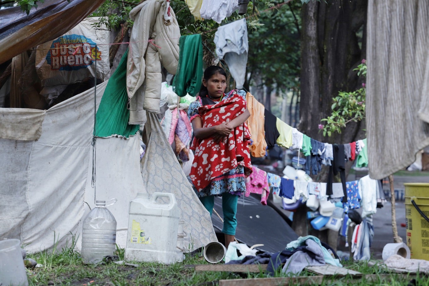 Indígenas Embera en el Parque Nacional