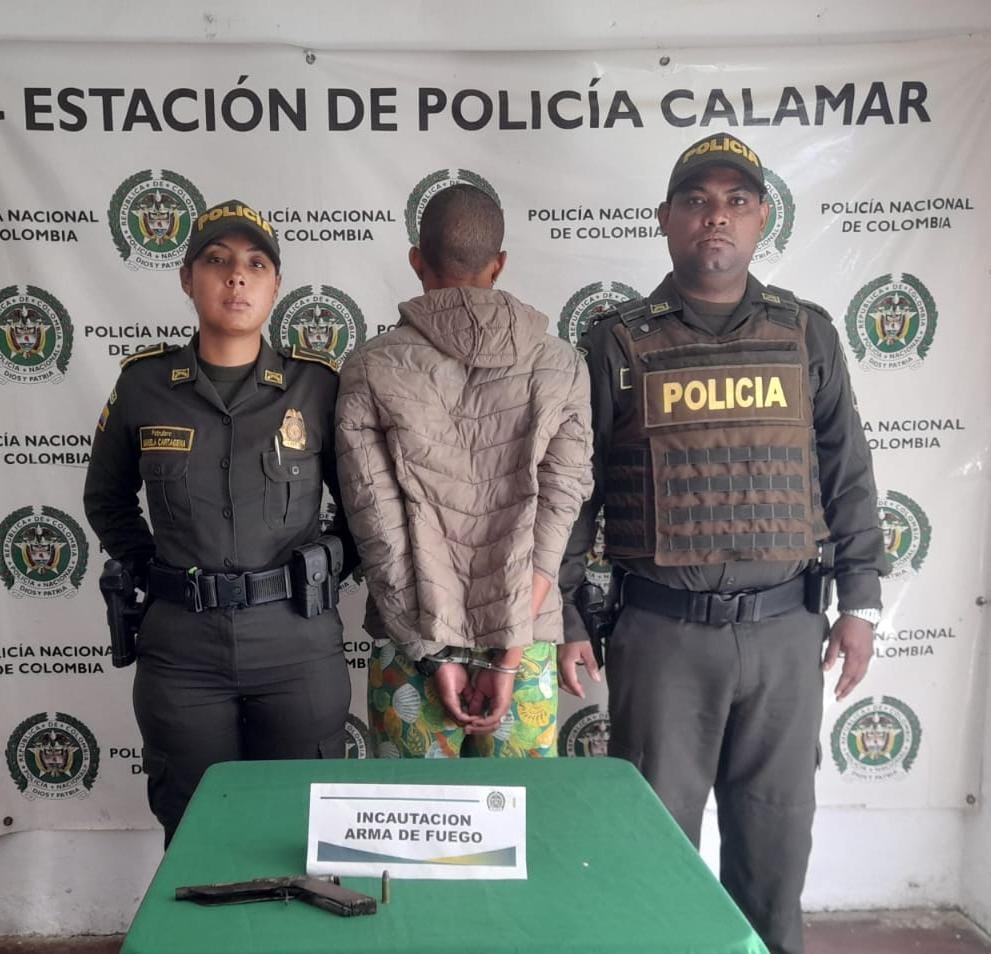 ¿Qué iba a hacer? Capturan al 'Vitafer' por tener una pistola sin papeles en Bolívar