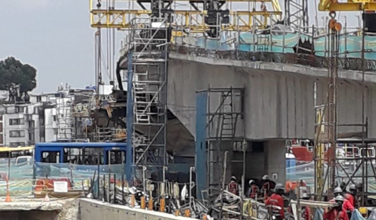Se cayó puente de la Avenida Boyacá