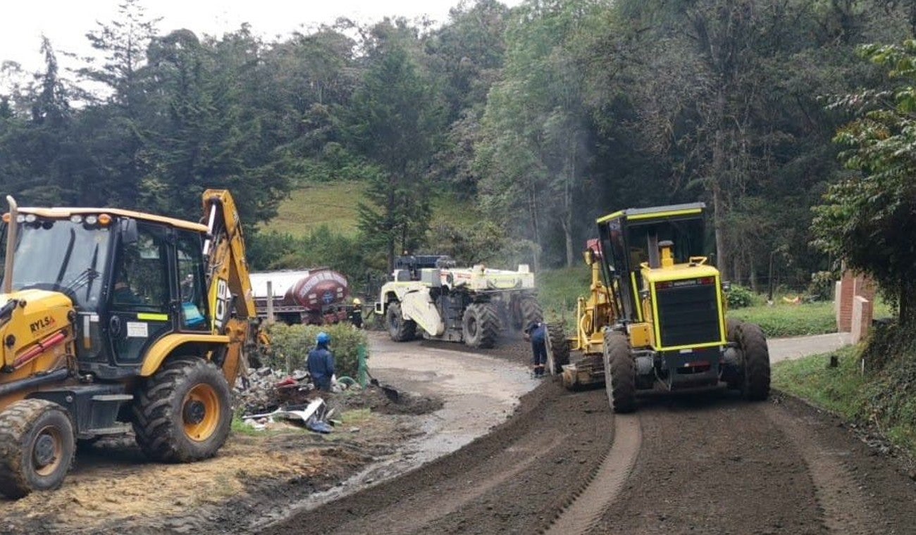 Plan 500 mejoras en la vía al Guavio