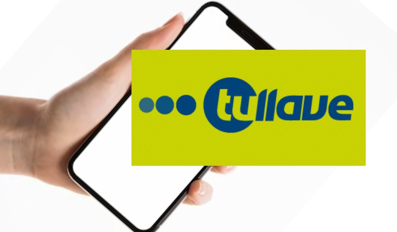 Tarjeta TuLlave sobre un celular