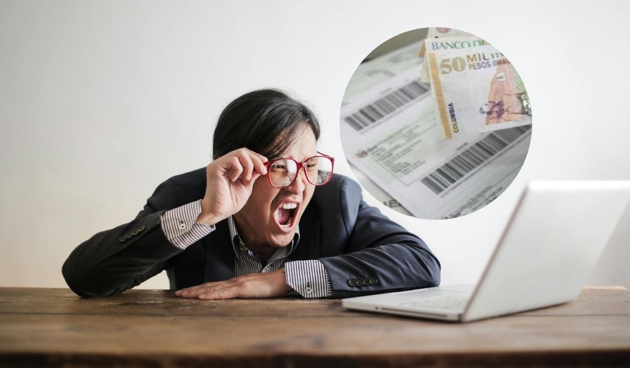 Hombre asombrado al ver valor de su impuesto predial