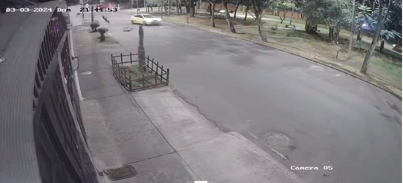 Taxista embistió a menor en bicicleta