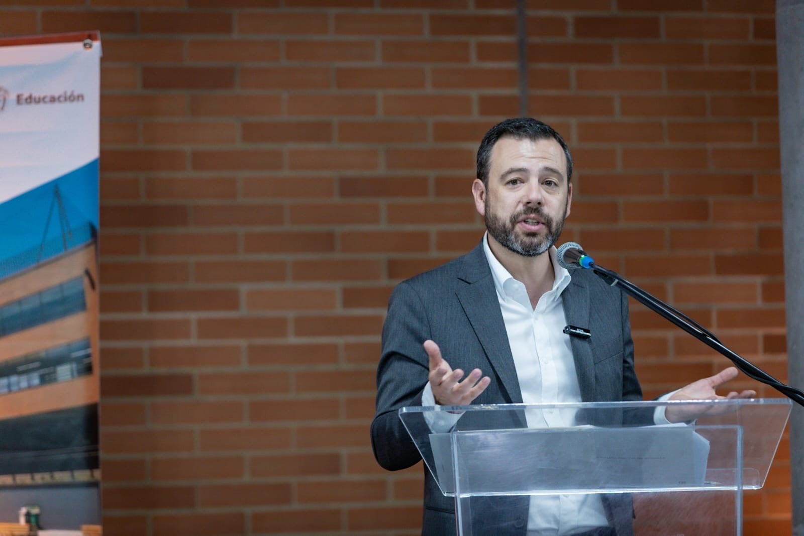 Carlos Fernando Galán 2024