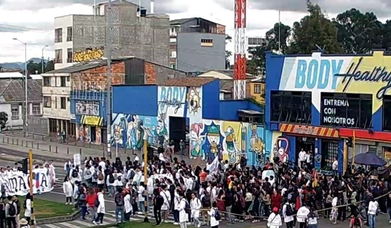 Manifestaciones en Bogotá por la calle 26