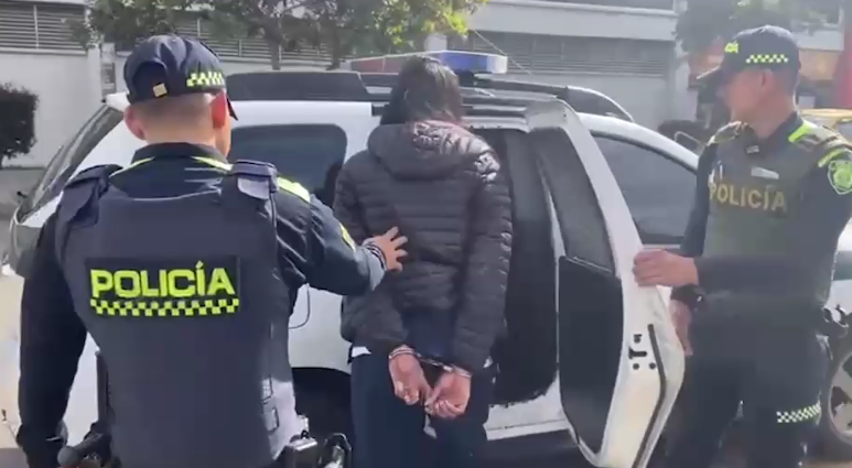 Mujer sospechosa de hurtar en TransMilenio