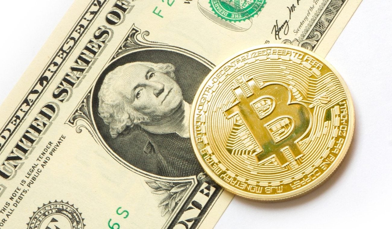 Bitcoin y un dólar