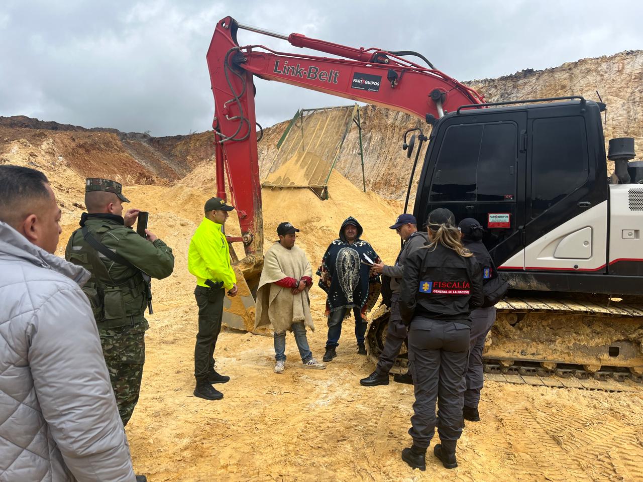 Minería ilegal - CAR Cundinamarca