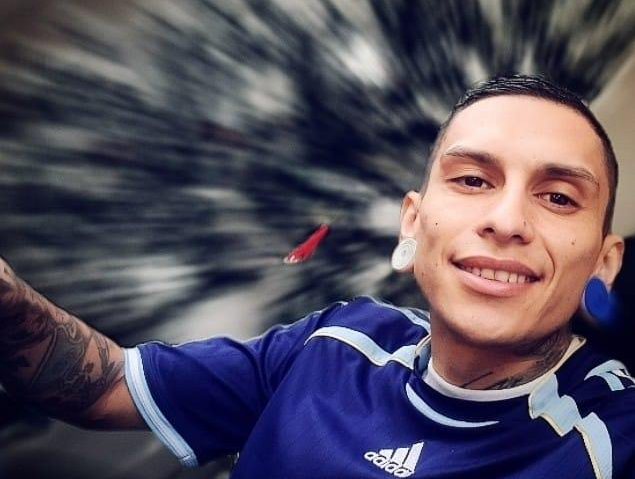 Javier Acosta, hincha de Millonarios
