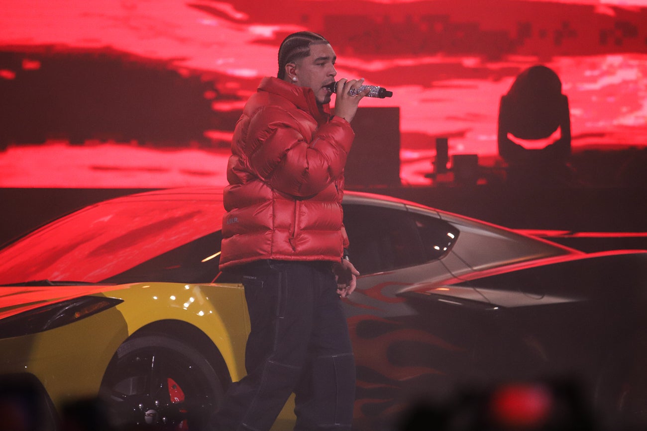 Ryan Castro en concierto en el Movistar Arena