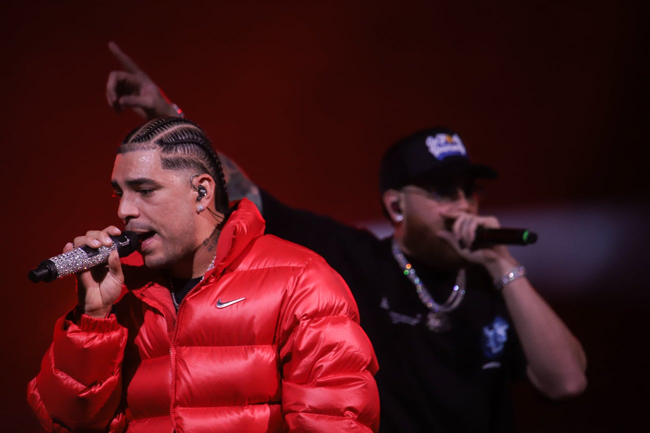 Ryan Castro en concierto en el Movistar Arena