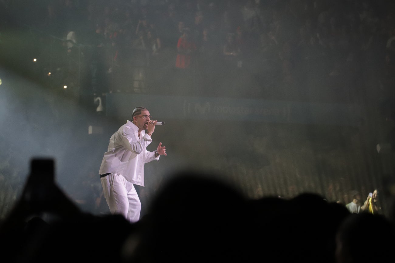 Ryan Castro en concierto en el Movistar Arena