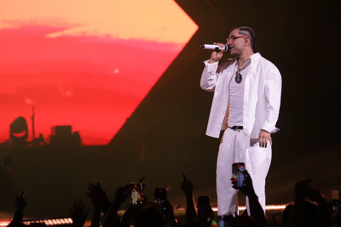 Ryan Castro en concierto en el Movistar Arena