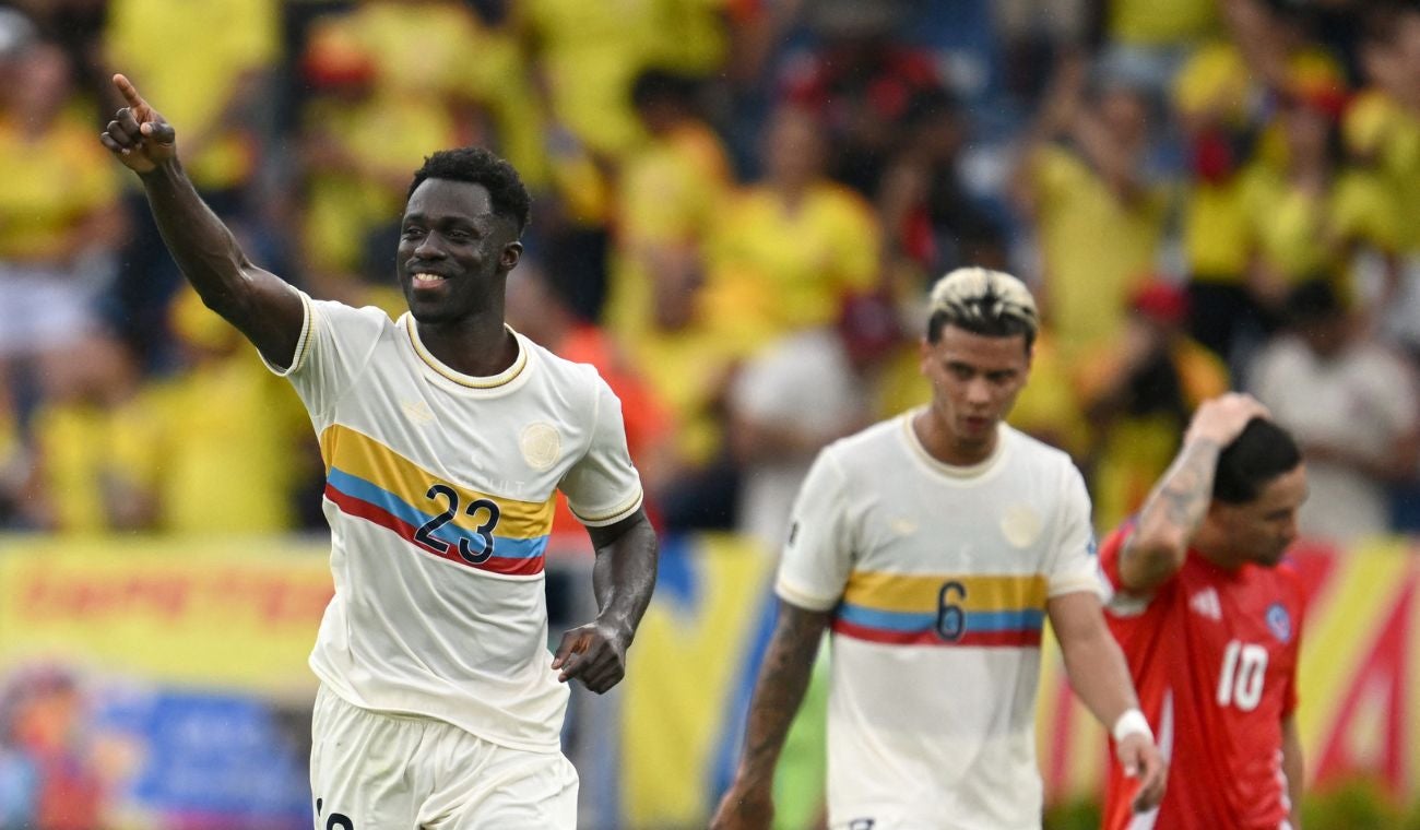 Davinson Sánchez celebra gol