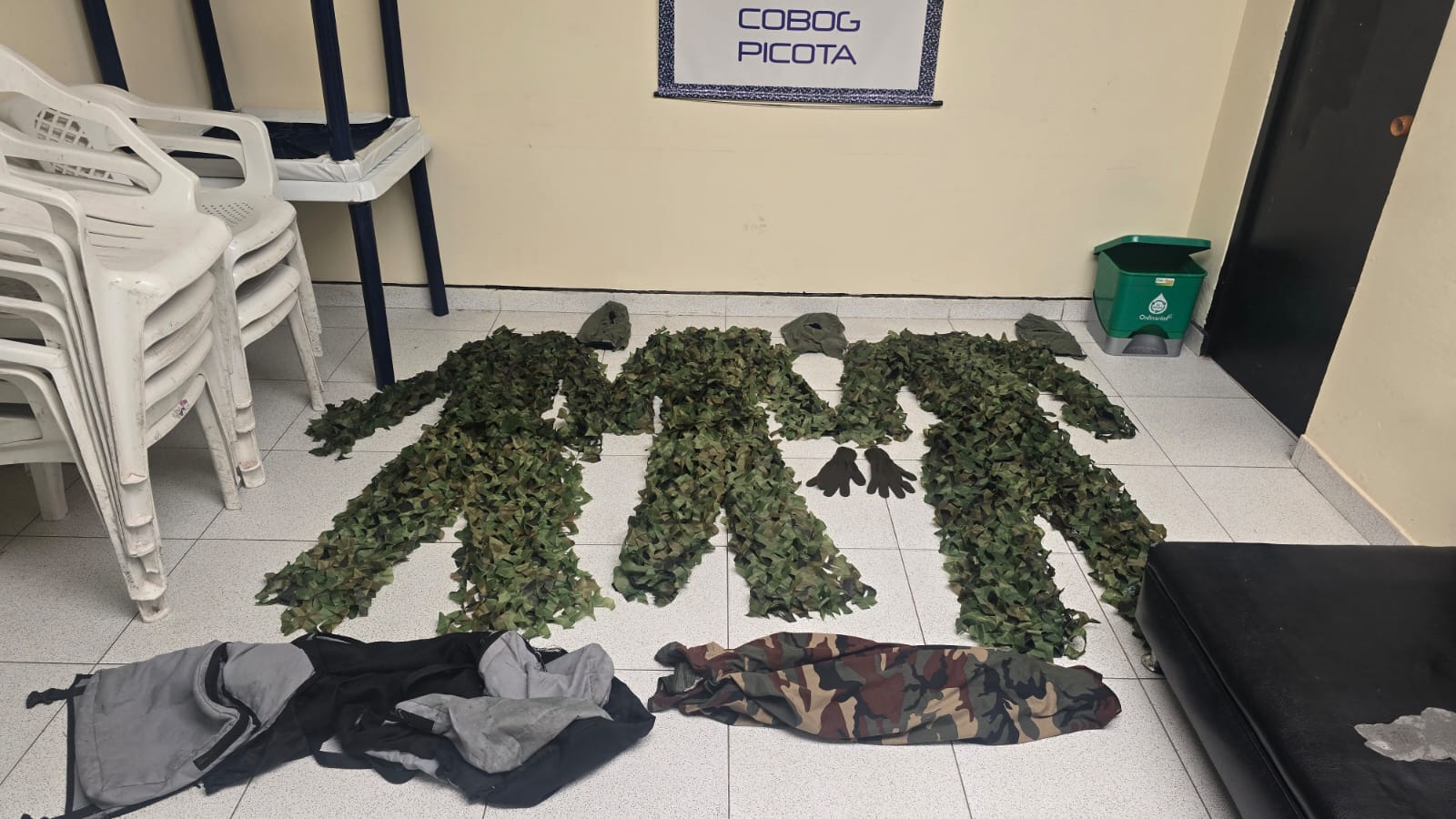 Elementos decomisados en la Cárcel La Picota