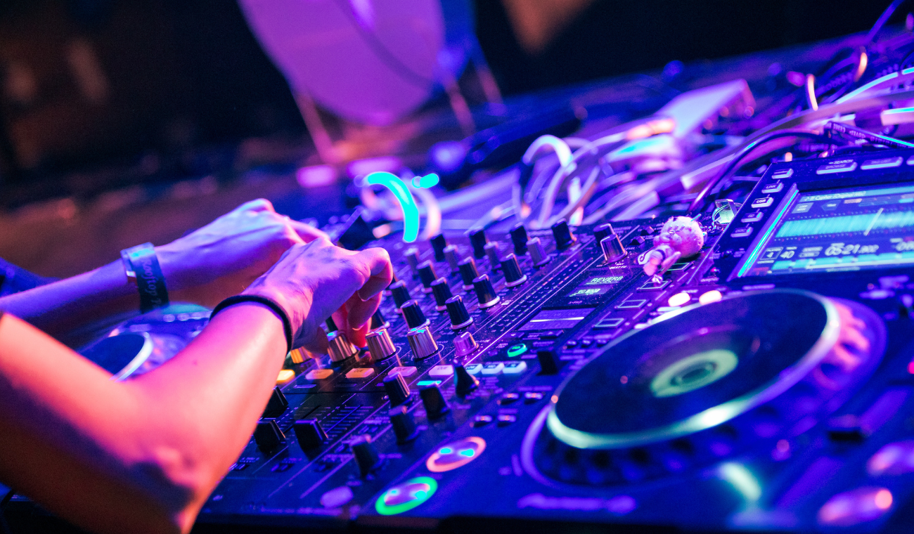 Fiesta electrónica - Plaza de Bolívar