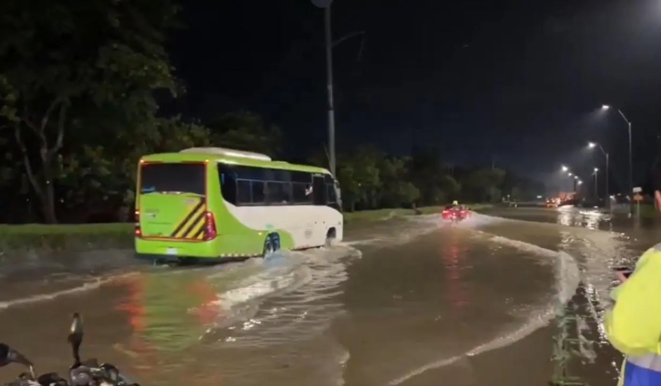 Inundaciones en la Autonorte en Bogotá