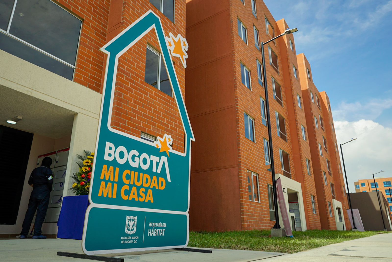 Bogotá entrega primeras viviendas de "Oferta Preferente"