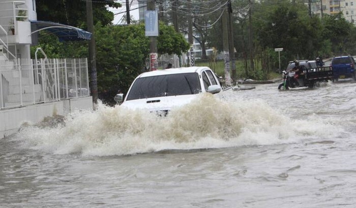 Lluvias colapsan Bogotá: inundaciones tienen el tráfico vuelto un ocho