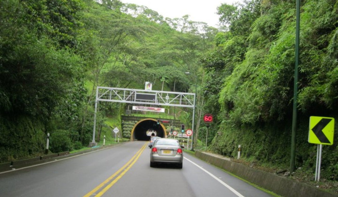 Paisajes gratuitos en carretera que conecta con Bogotá