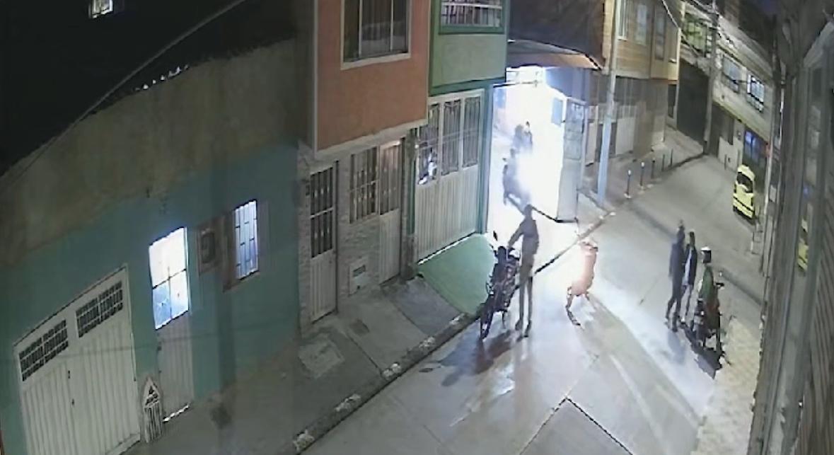 Cayeron falsos policías que pretendían robar una moto en Bogotá