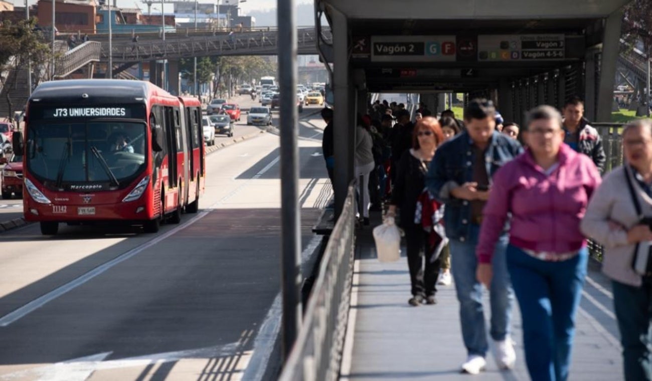 Caos en la Autopista Sur: accidente puso a sufrir usuarios de TransMilenio
