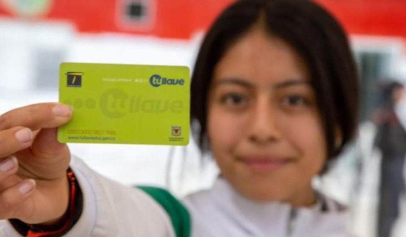 Estudiantes con beneficios de transporte