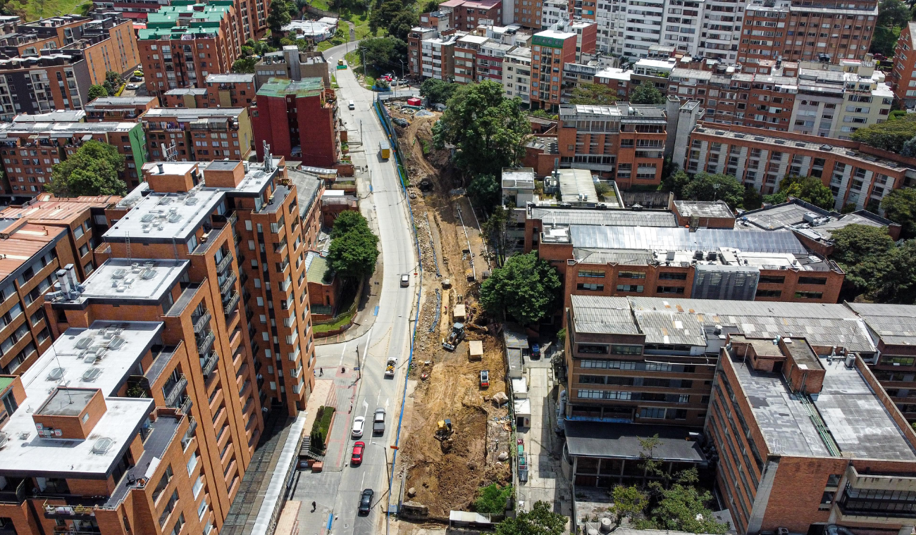 Obra de valorización entre calle 45 entre carreras Quinta y Séptima
