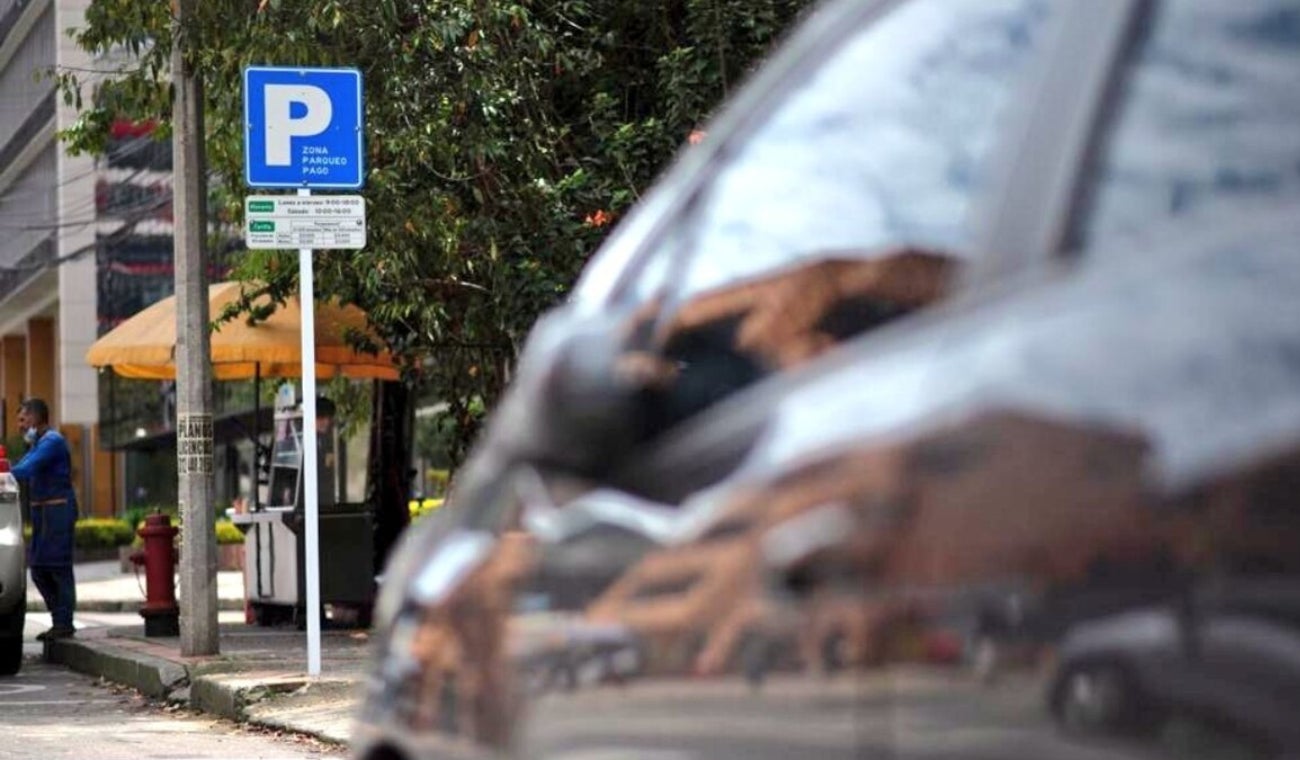 Zonas de parqueo pago