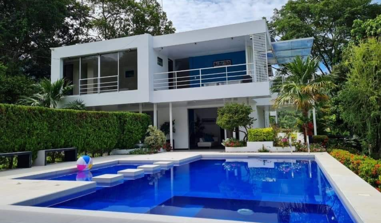 Quinta de lujo con piscina para disfrutar con la familia: solo vale $85.000