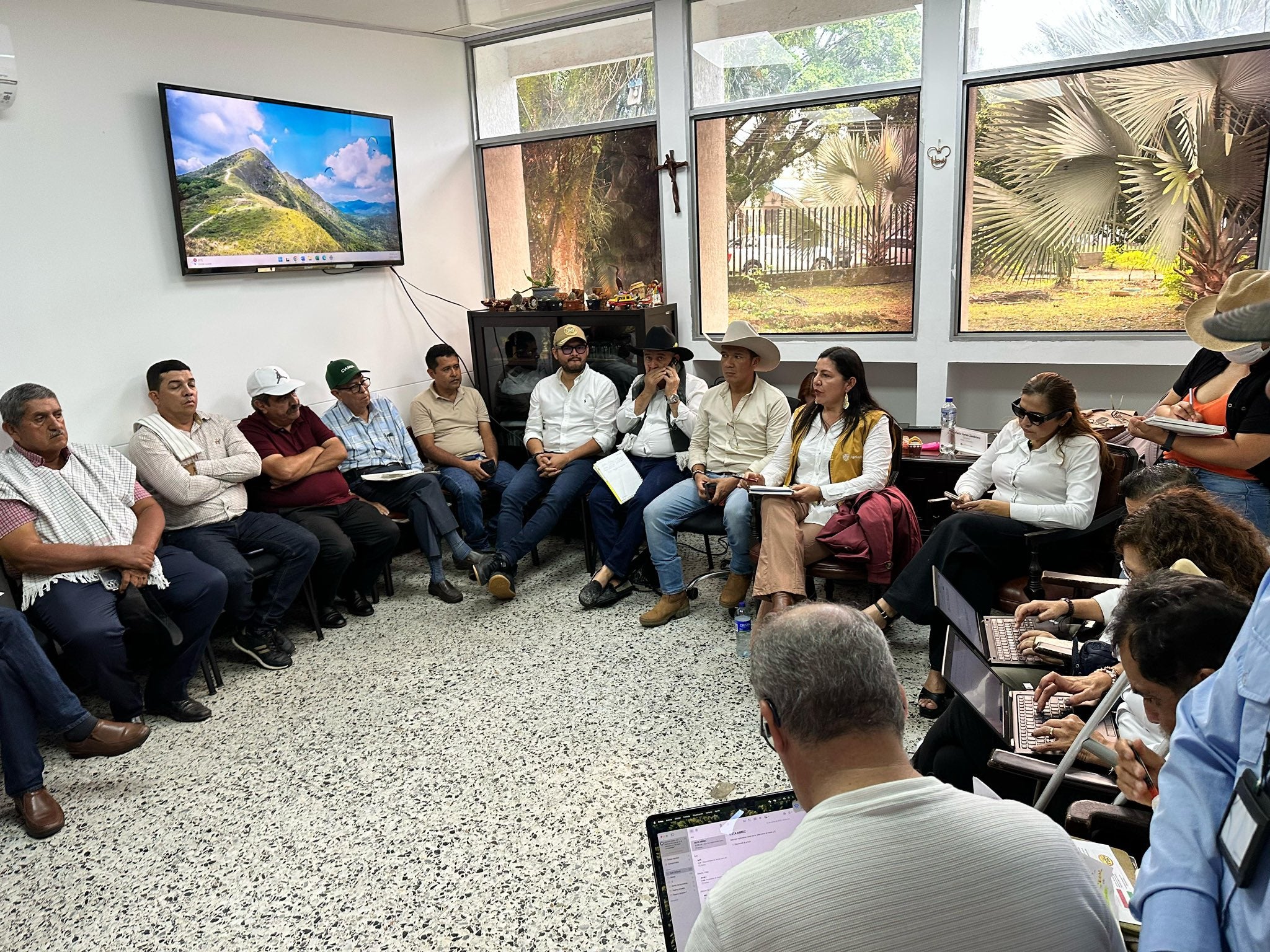 Reunión arroceros, gobierno nacional