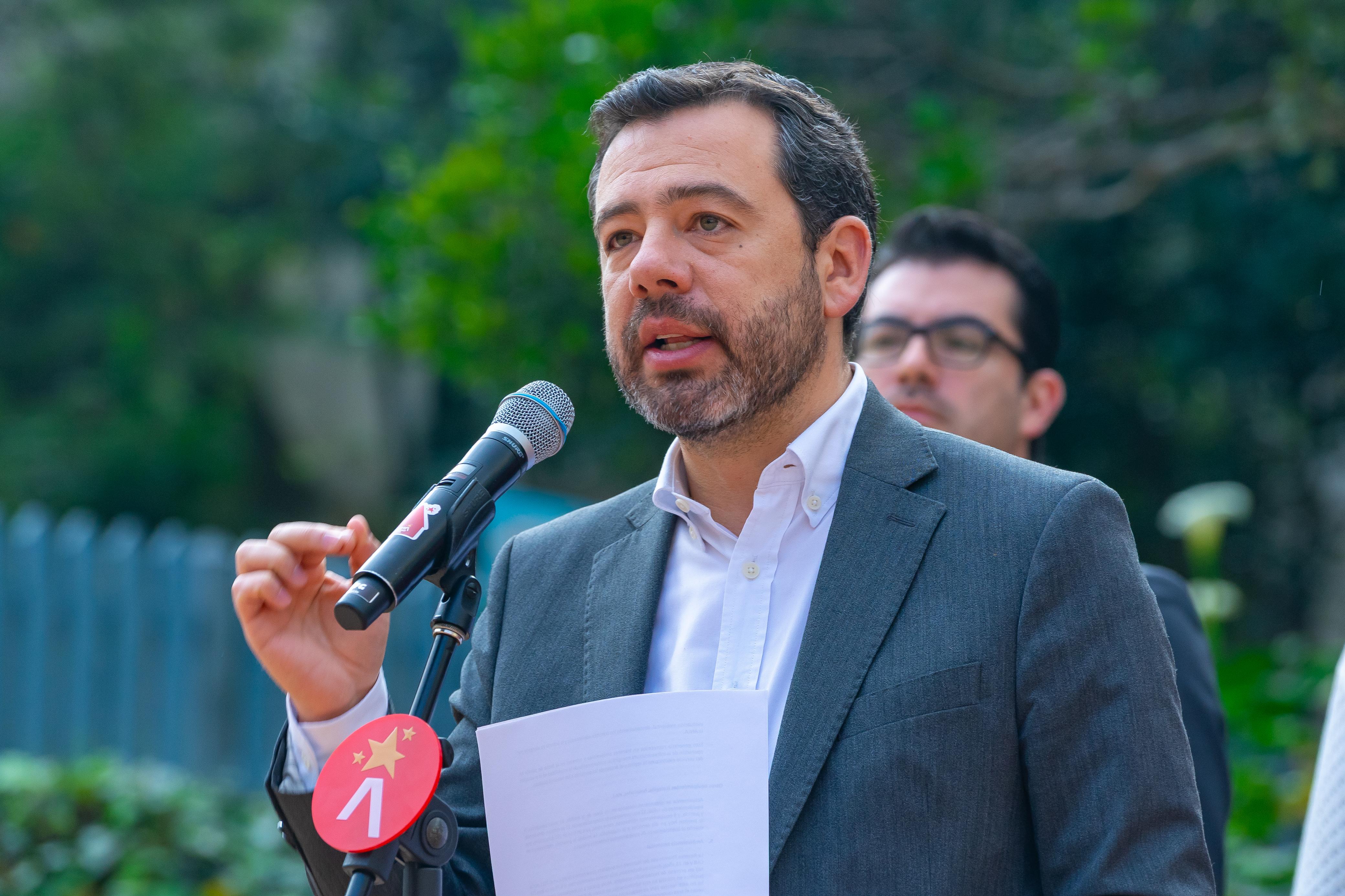 Carlos Fernando Galán 2025