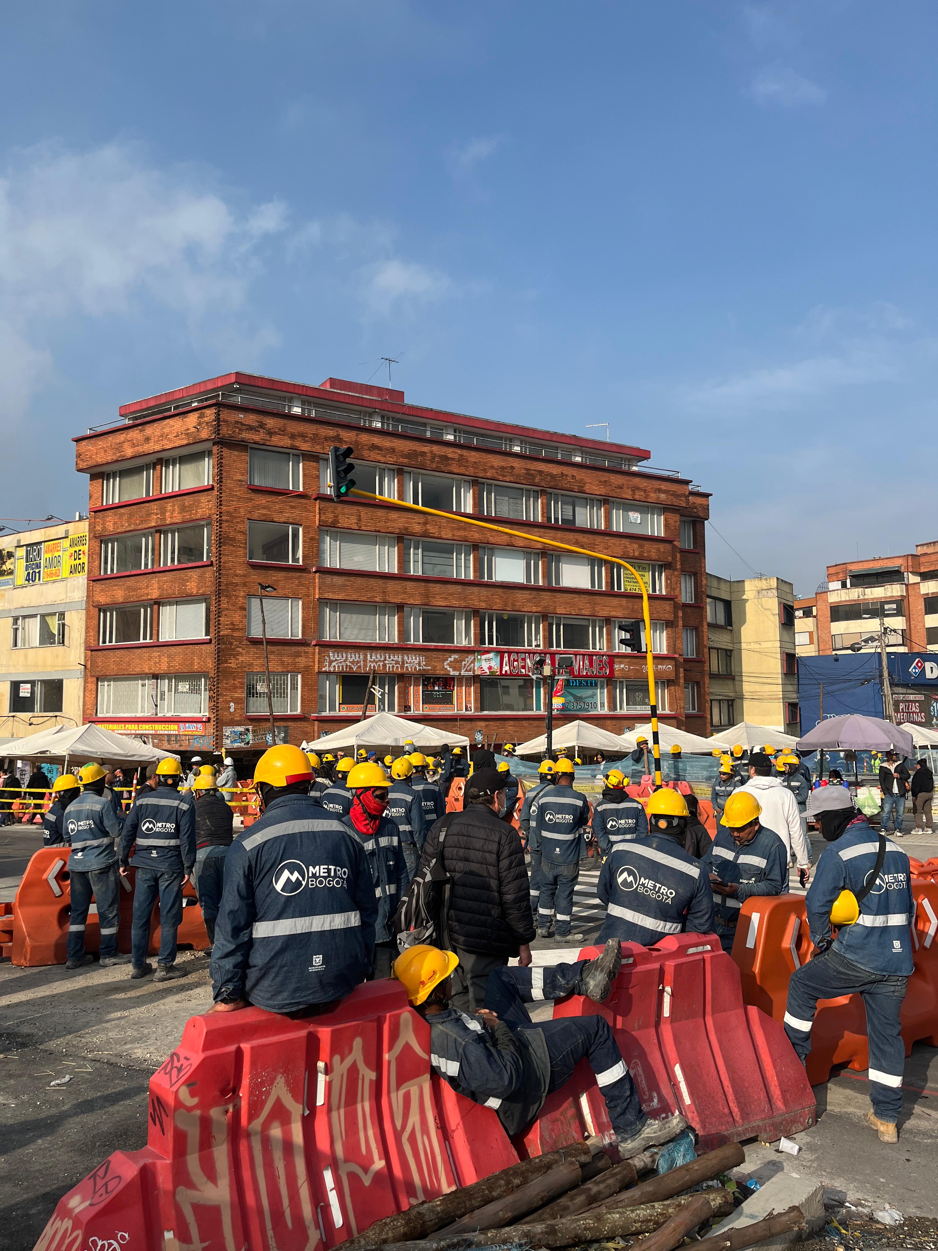 Bloqueos de vía por parte de los trabajadores del Metro de Bogotá
