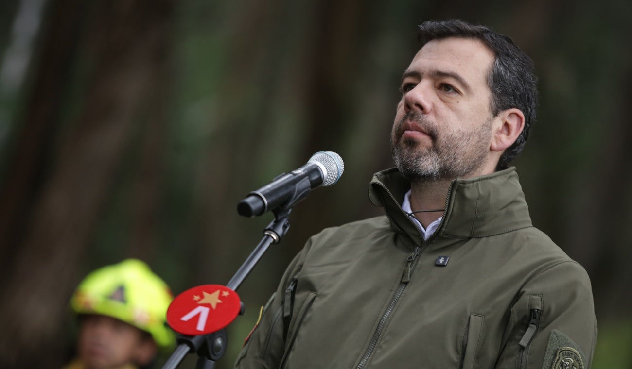 Carlos Fernando Galán, abril