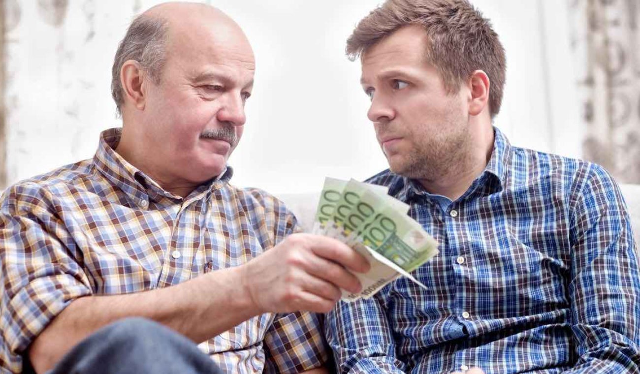 Padres deberán cumplir con obligaciones económicas