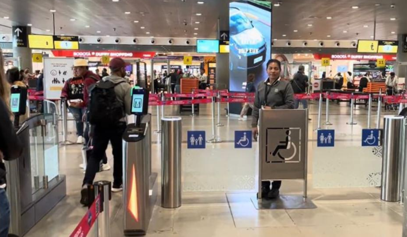 A viajeros se les complicaron vuelos: habría demoras en aeropuertos