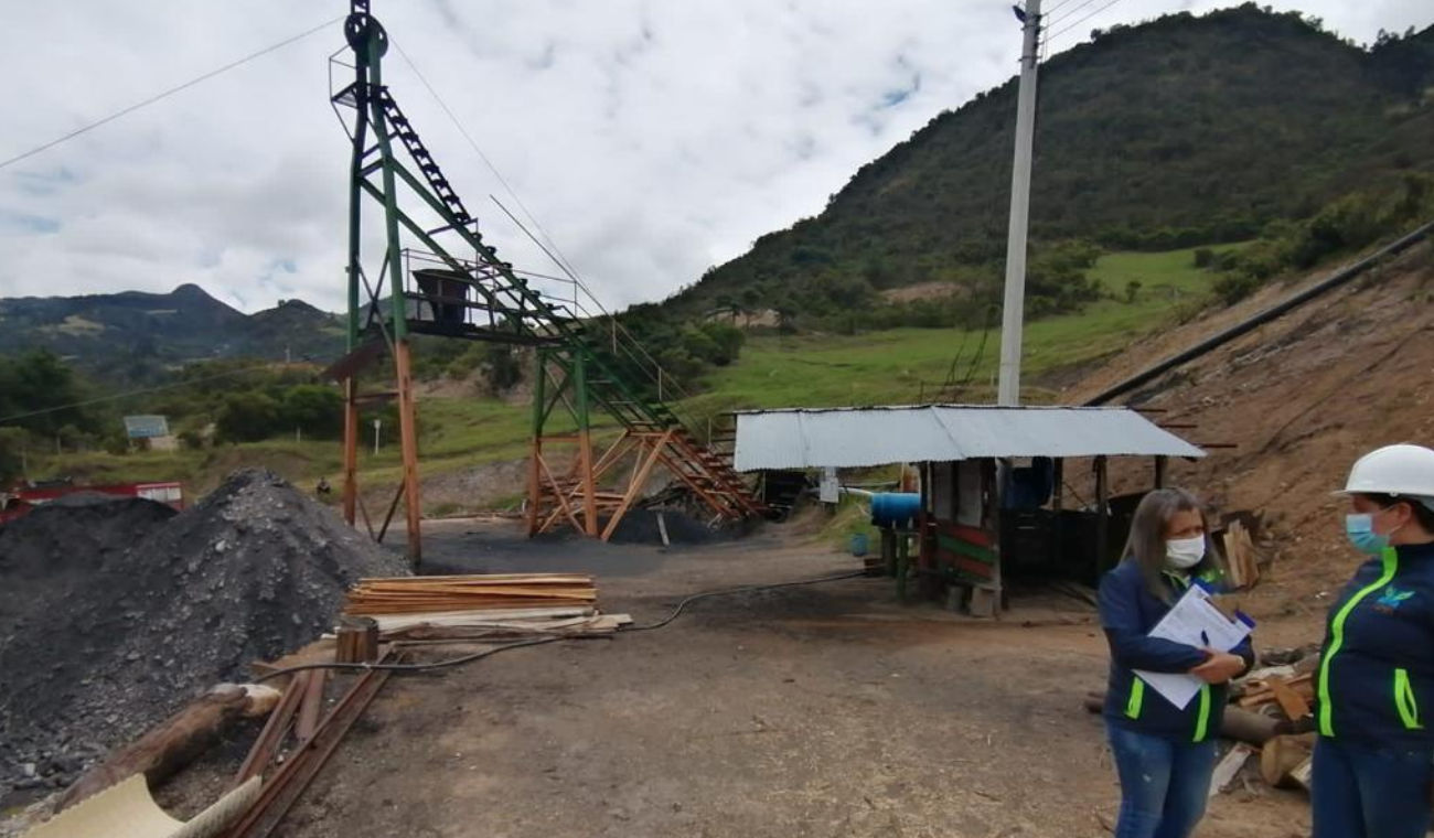 La CAR les puso el tatequieto a minas sin papeles en Cucunubá