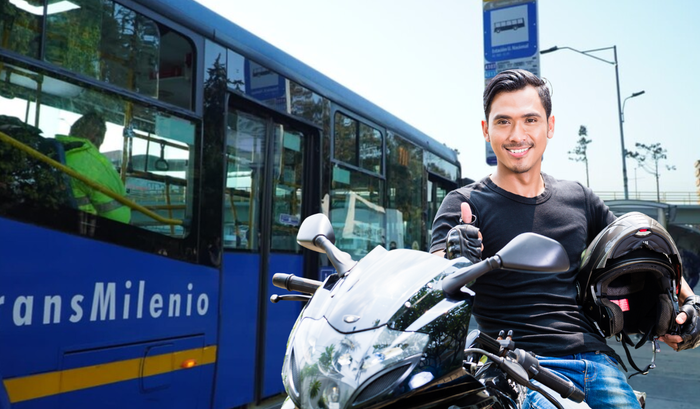 Buses de SITP no formarán el trancón: Motociclistas les rendirá más
