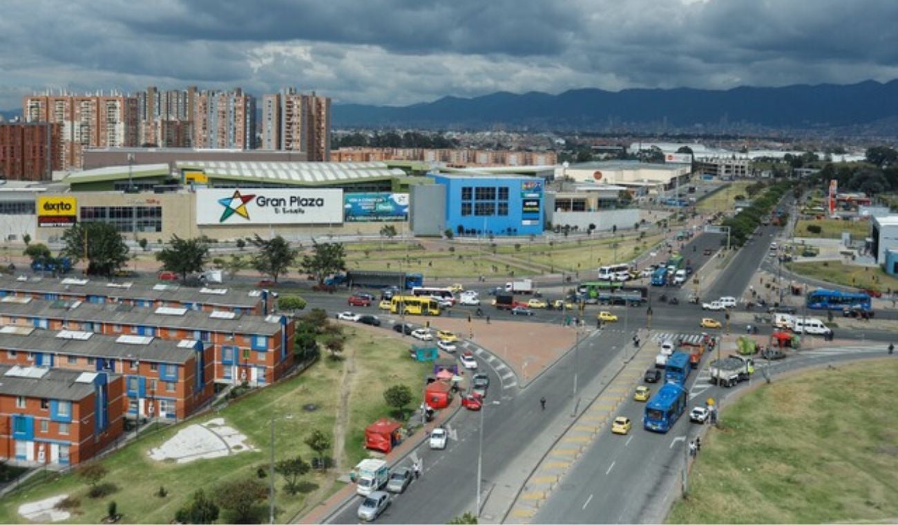 Universidad Distrital forma trancón: desvíos y rutas afectadas del SITP