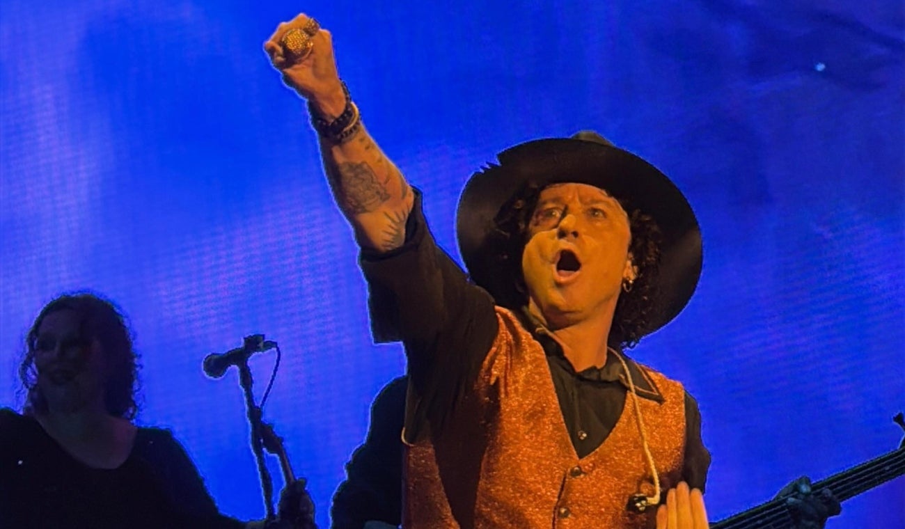 Enrique Bunbury arrasó en Bogotá