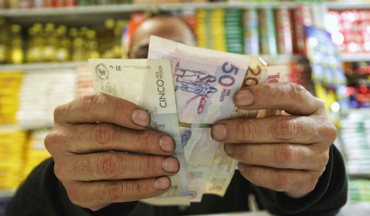 Ciudadanos asustados por estafas: consejos para proteger su dinero