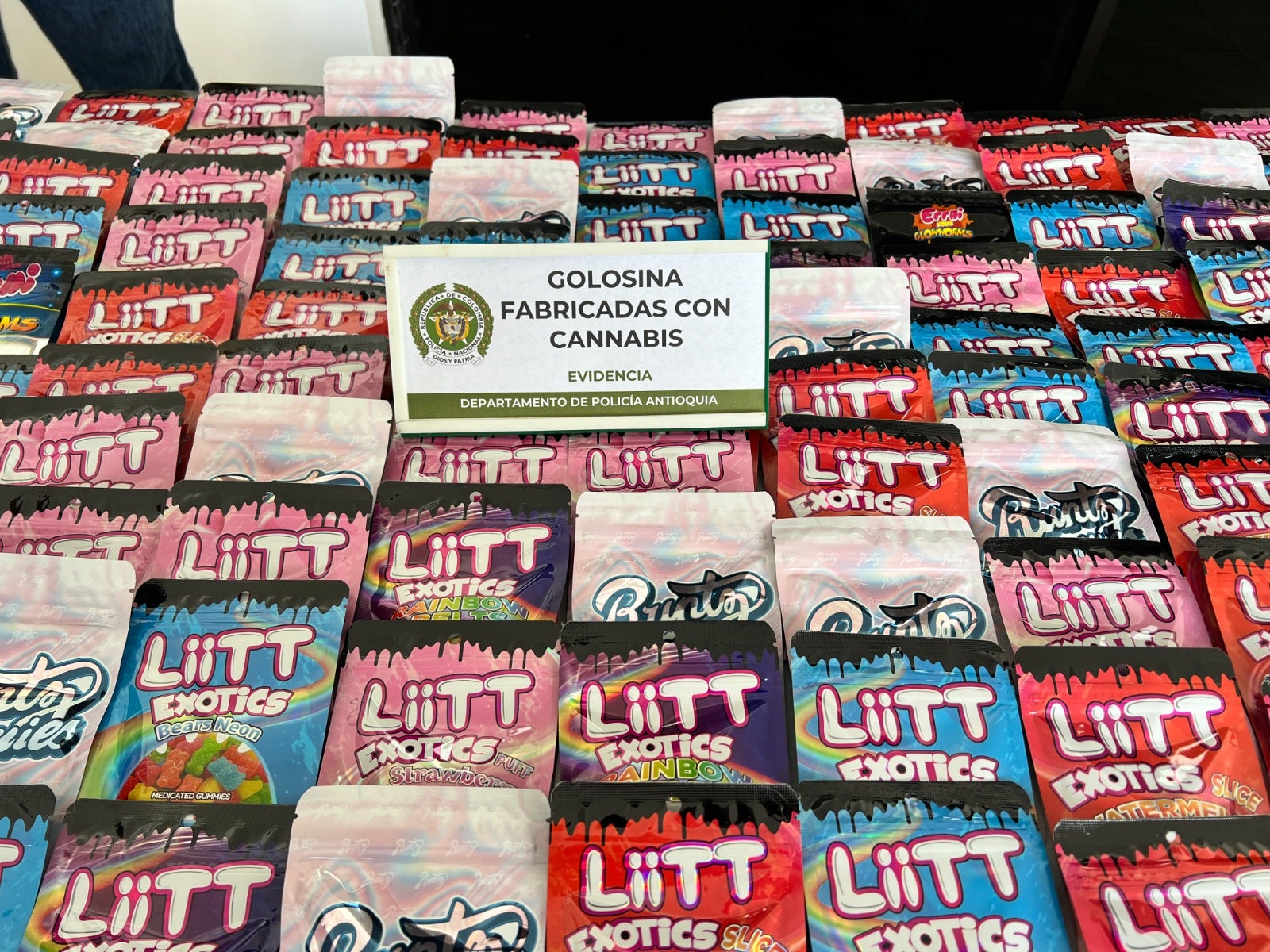 Incautación de dulces con marihuana en la vía Medellín - Bogotá